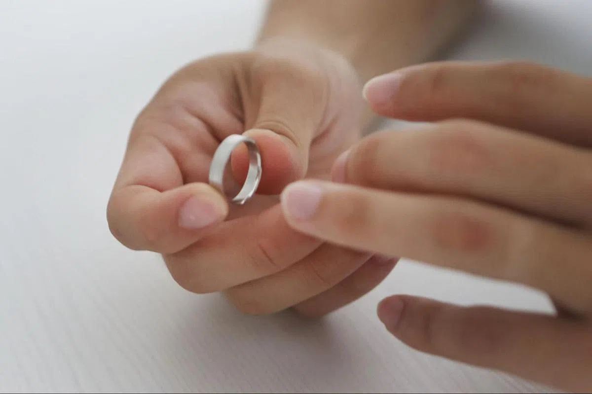 杨姓男子最终与第二任妻子离婚，并因为犯下重婚罪而被判刑。（联合晚报示意图）