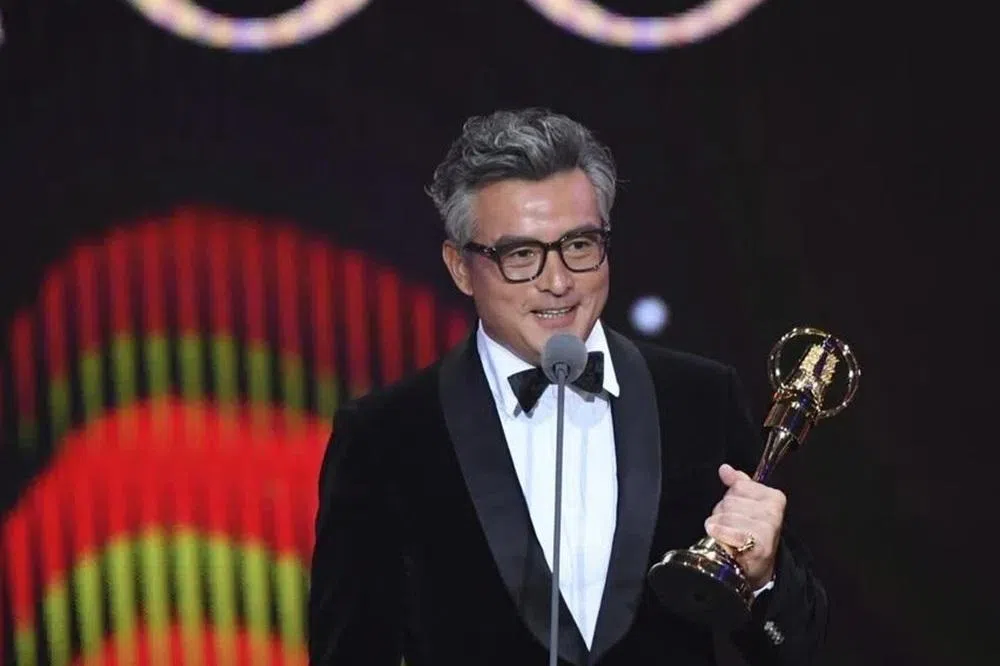 2024年，李铭顺获得第59届金钟奖迷你剧集 / 电视电影男主角奖。