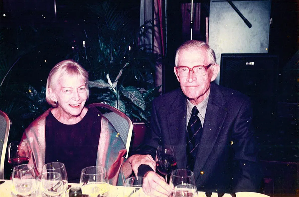 乔（左）在2013年去世，杰瑞则于2015年与世长辞。（The Jo and Gerry Essery Estate）