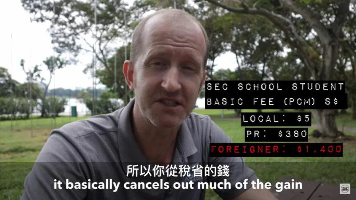  外国人的孩子即使在本地政府中学上课，费用也并不便宜。（视频截图） 