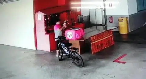 （截自视频）