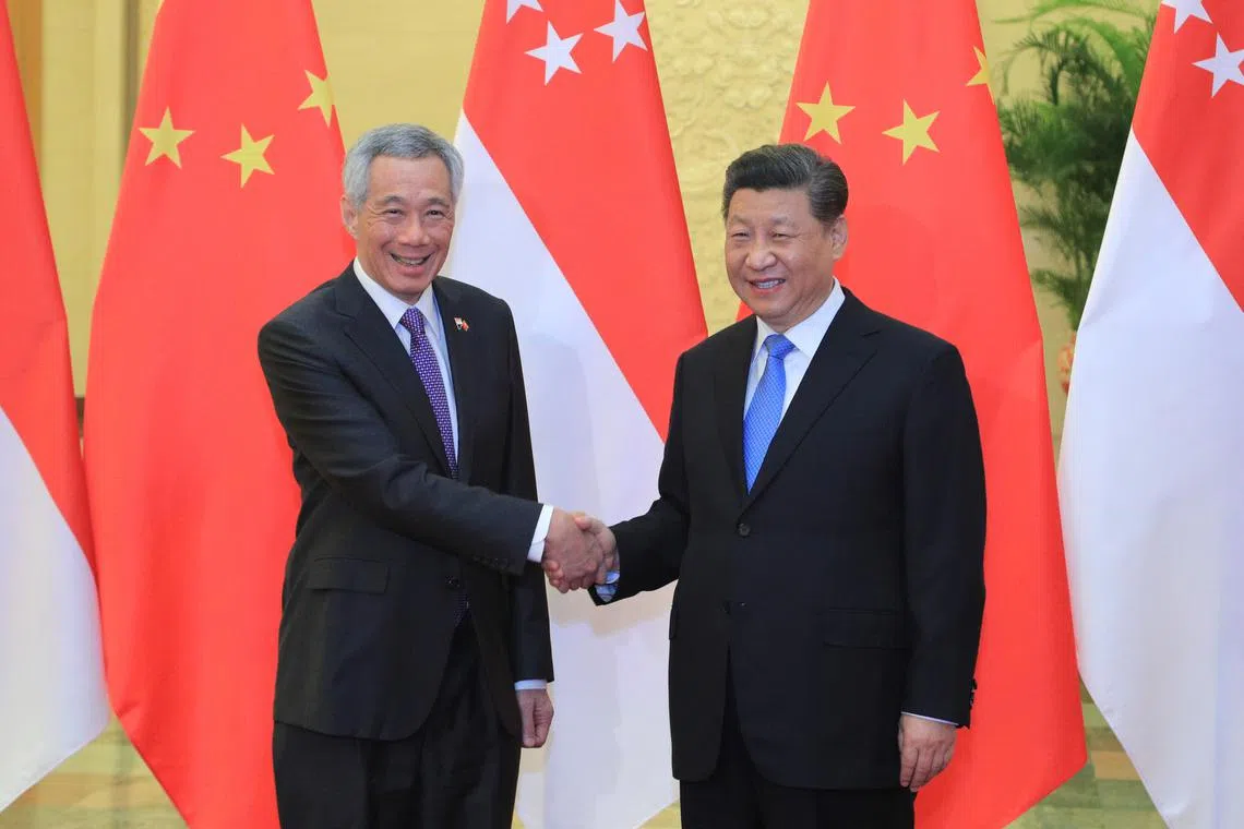 总理李显龙（左）与习近平（右）在2019年第二届“一带一路”国际合作高峰论坛举行会谈。（通讯及新闻部）