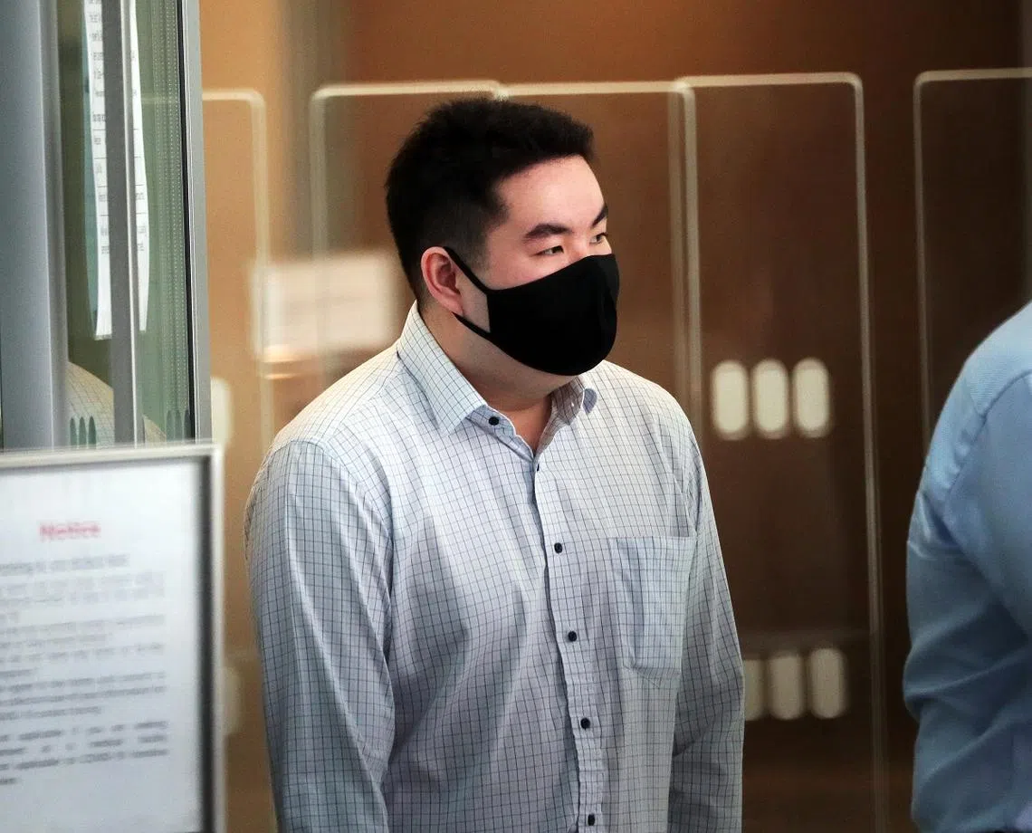 被告蔡义晋三年内偷拍至少11名女性朋友冲凉和如厕。（海峡时报）