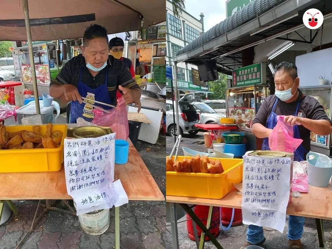 马国男子在雪兰莪州摆摊售卖油条。（红蚂蚁制图）