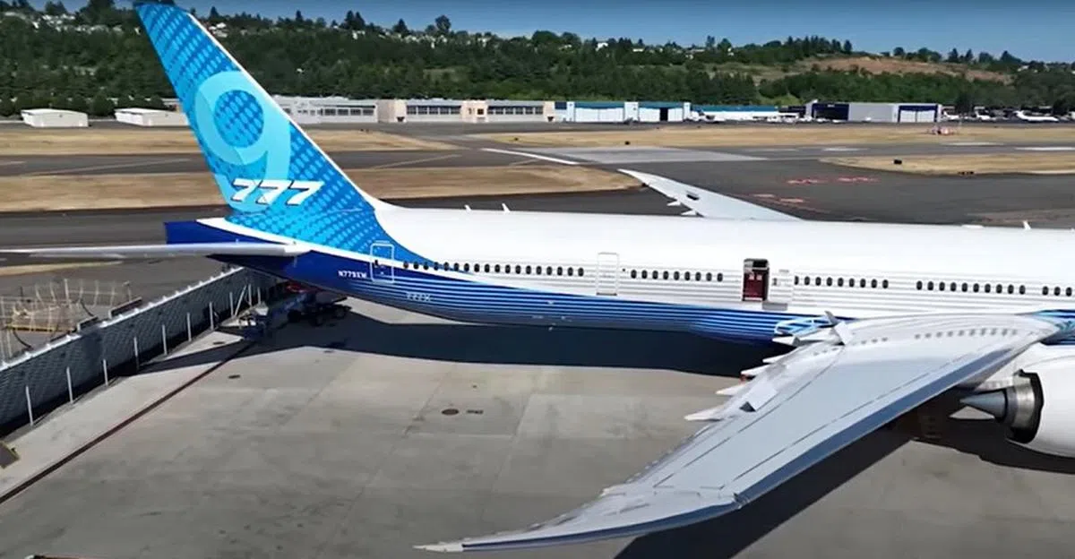 波音777-9机身宽大，会让新航在市场更占优势。（波音YouTube视频截图）