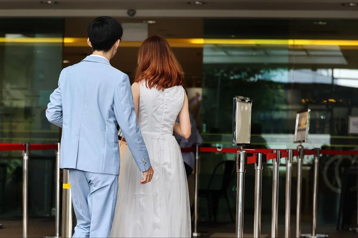 示意图：情侣一起出国旅行，就好比去尝试一个短期迷你版的“同居”生活。（联合早报）