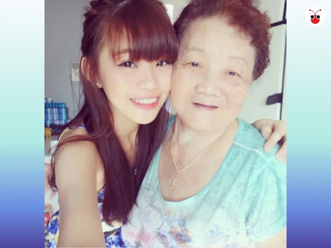 孙女林慧娟和已故阿嫲。（联合晚报） 