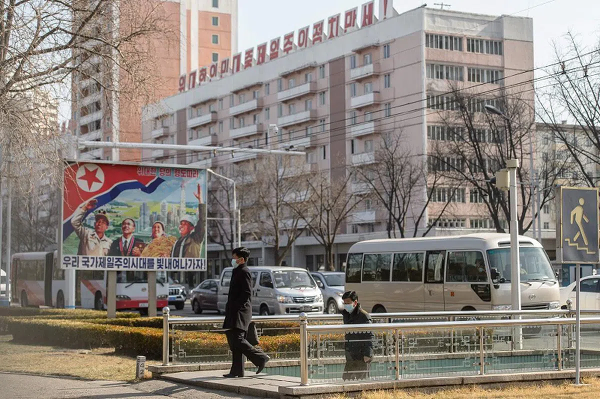 朝鲜自2020年1月以来关闭边境，近几个月限制有所放松，但跨境贸易仍远低于疫情前水平。（法新社）