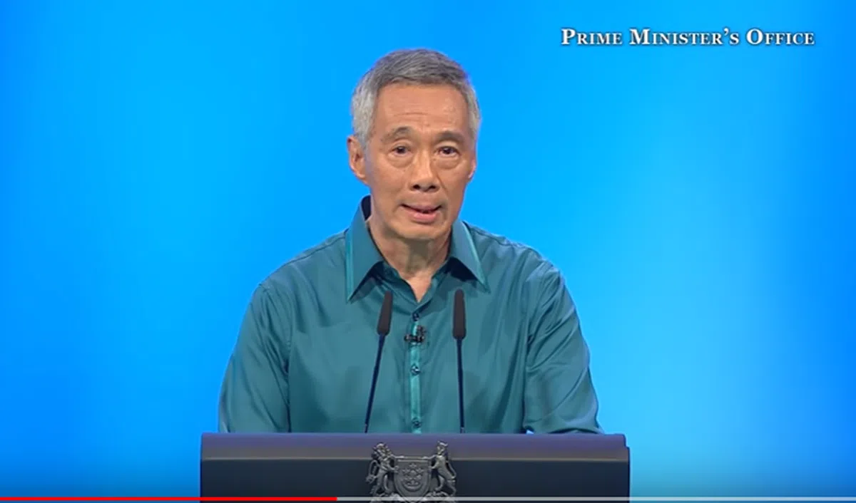  总理哽咽。（视频截图） 