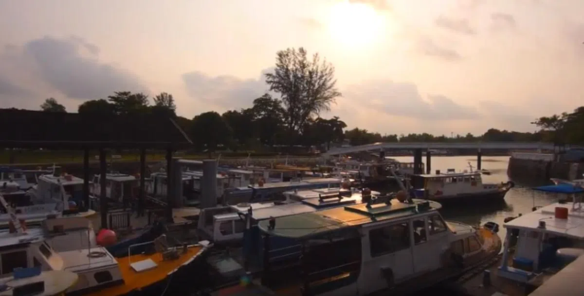  最后一批职业船夫赖以生存的生活工具。（国家文物局视频截图） 