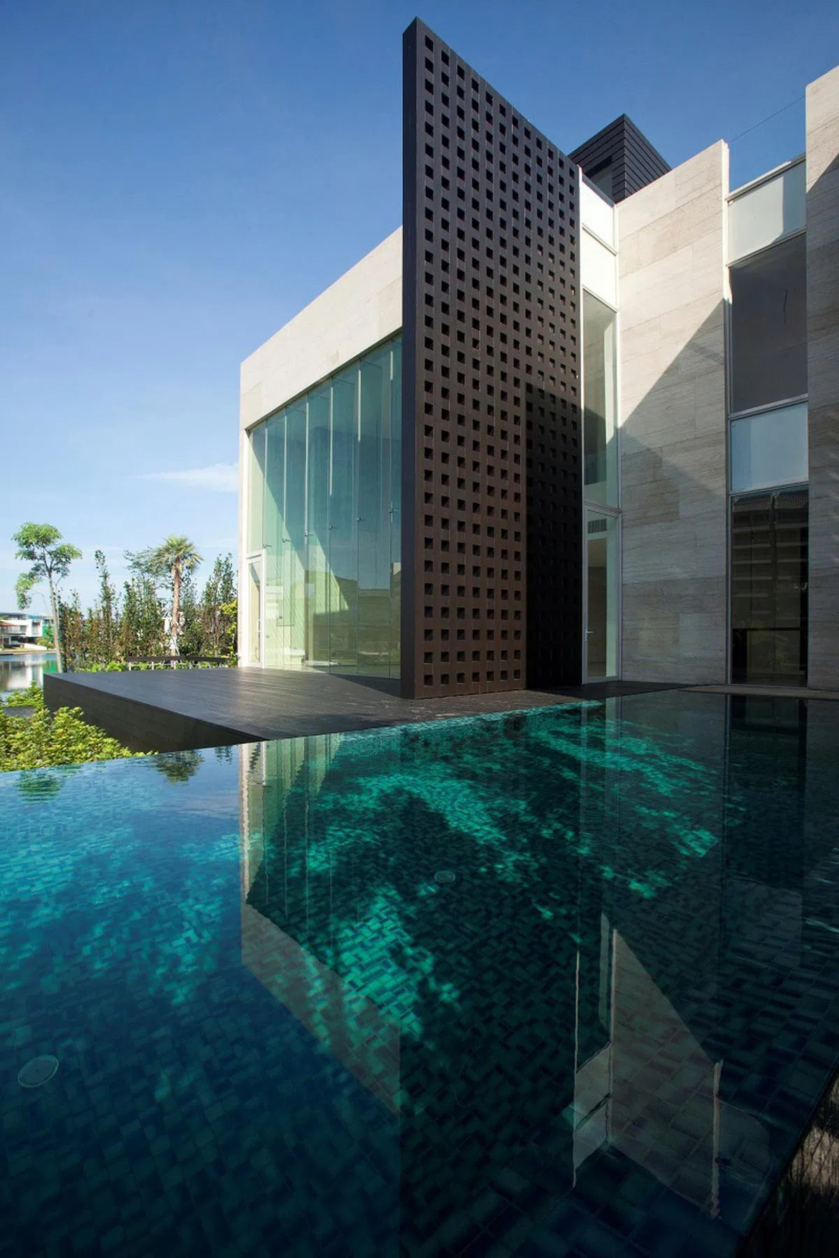  落成后的丽沙岛别墅。（商业时报） 