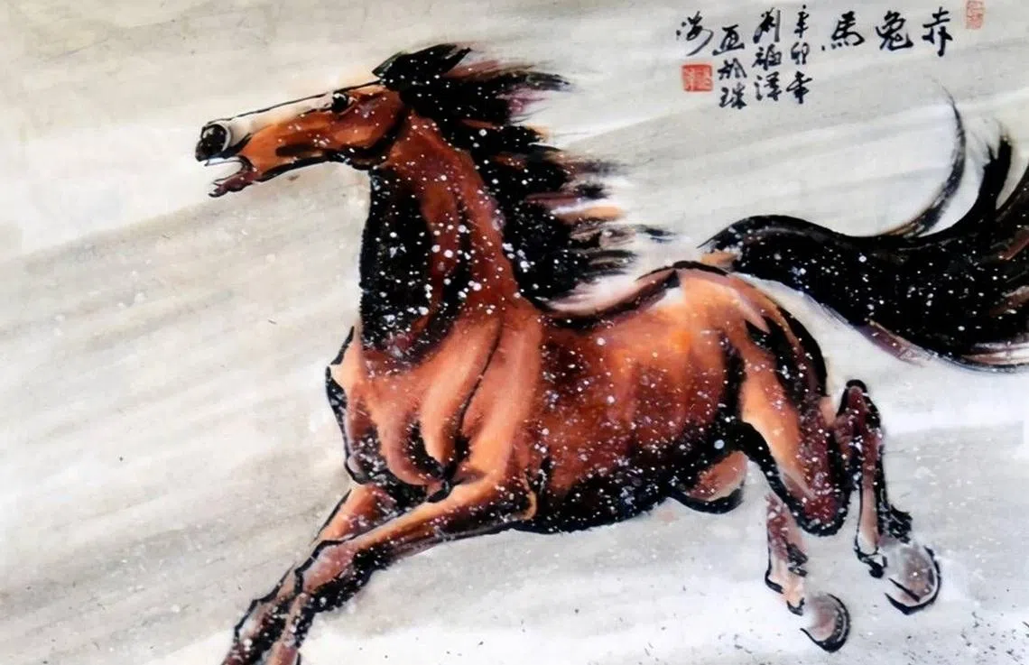  据《三国志》记载，赤兔马是吕布的坐骑，也有人以“人中吕布，马中赤兔”这句话凸显赤兔马的出类拔萃。