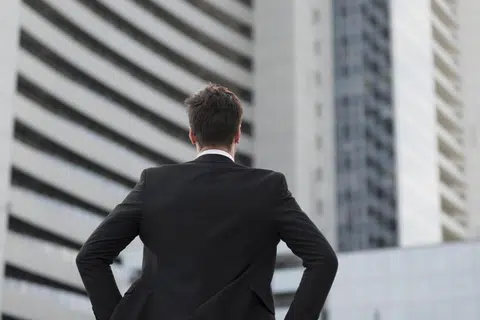外界常有国际舞台上的新加坡CEO过少的声浪。（示意图，Freepik）