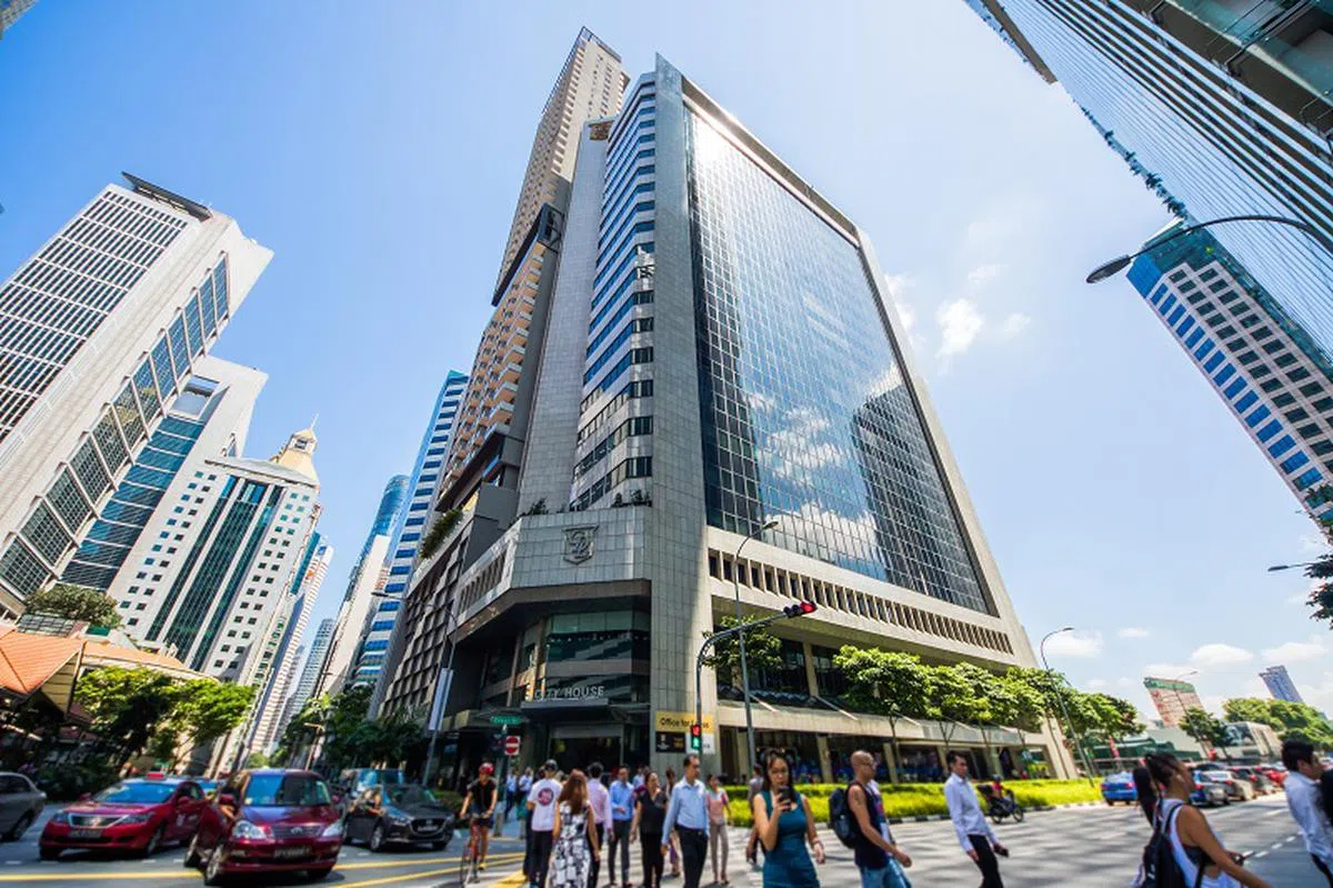  除了上述几个地点，WeWork据说也租下了罗敏申路的城市发展大厦City House（上图）和丰树安顺大厦的办公空间来大展宏图。（城市发展集团） 