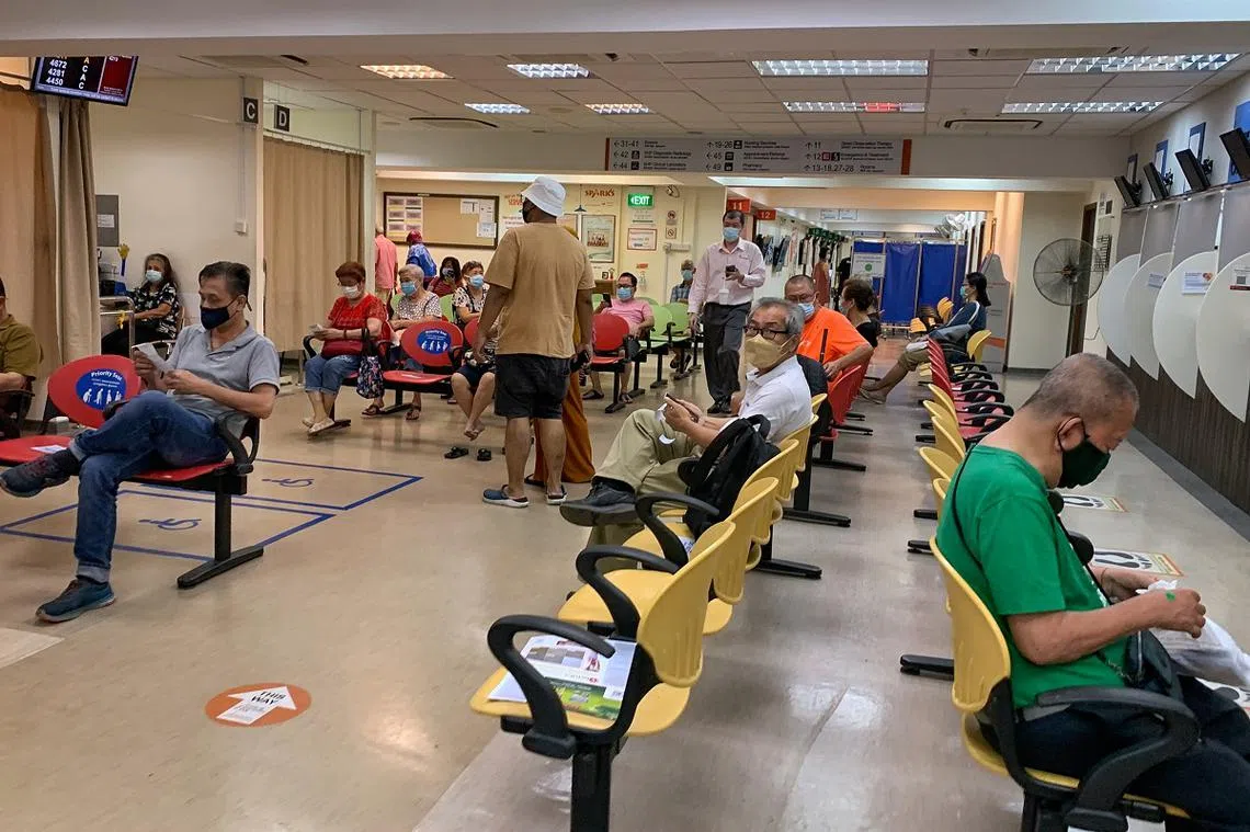 综合诊疗所位于社区邻里，方便附近的居民前往看病。（海峡时报）