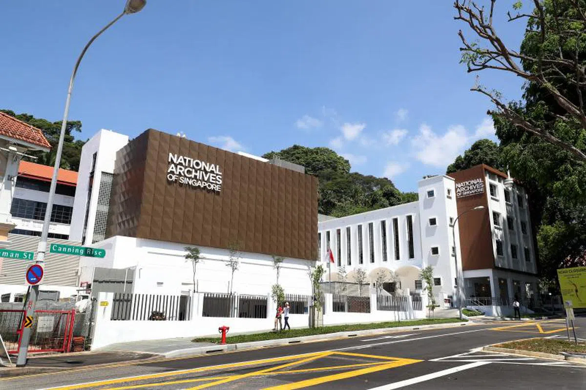  国家档案馆翻新项目因相关审批程序纰漏而超支。（联合早报） 