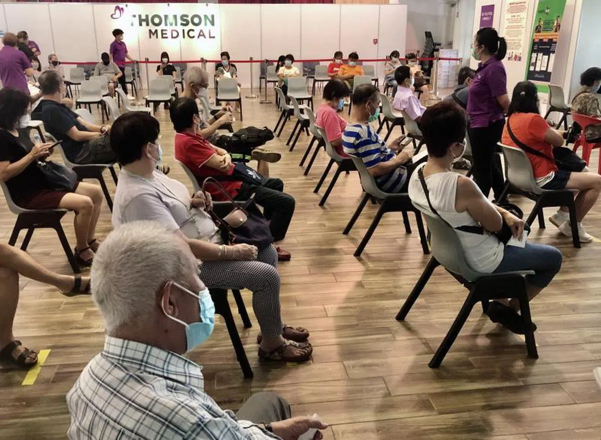 我国从9月15日起开始为符合条件的国人施打追加剂。（联合早报）