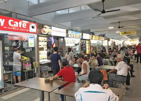 小贩中心。（新明日报）