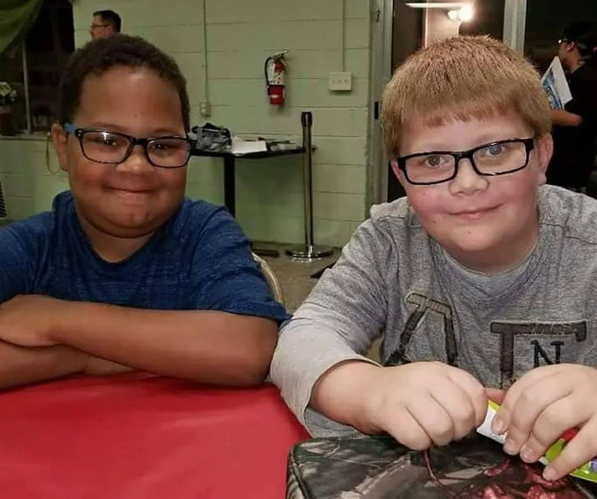  KJ和凯乐。（凯乐母亲Kristy摄） 