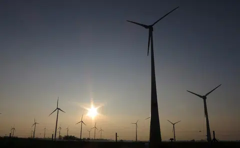 位于德国路德维希堡（Ludwigsburg）的风力发电站。（路透社）