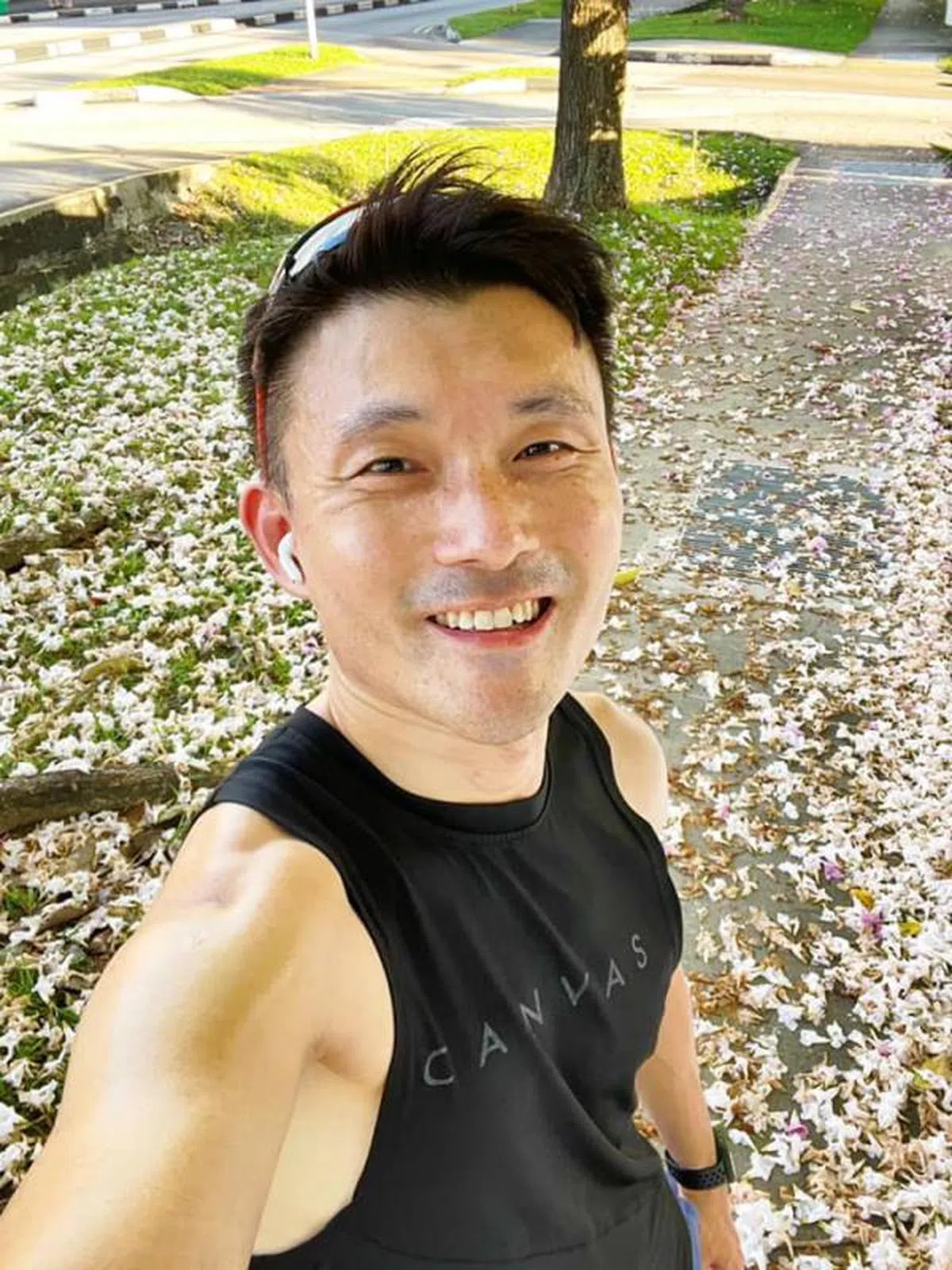  挥洒汗水后当然要与满地花海来张合照呗！（马炎庆面簿） 