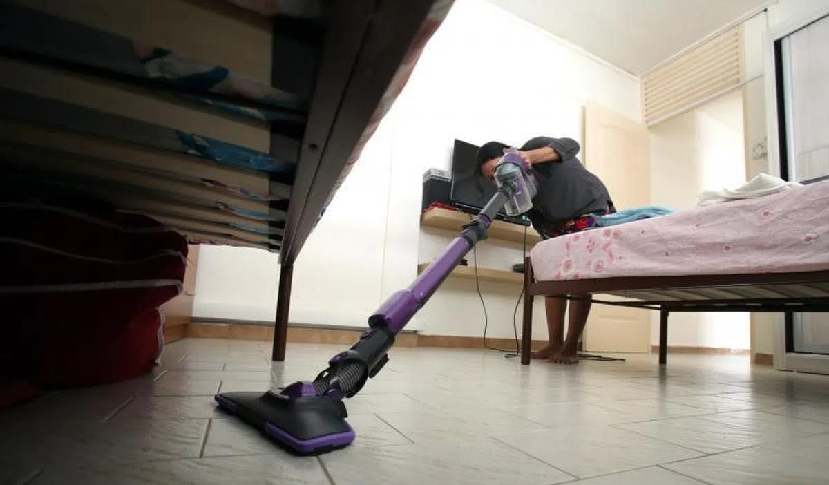  印尼政府的新政策让许多中介公司措手不及，只能考虑引进其他国家的女佣。（联合早报） 