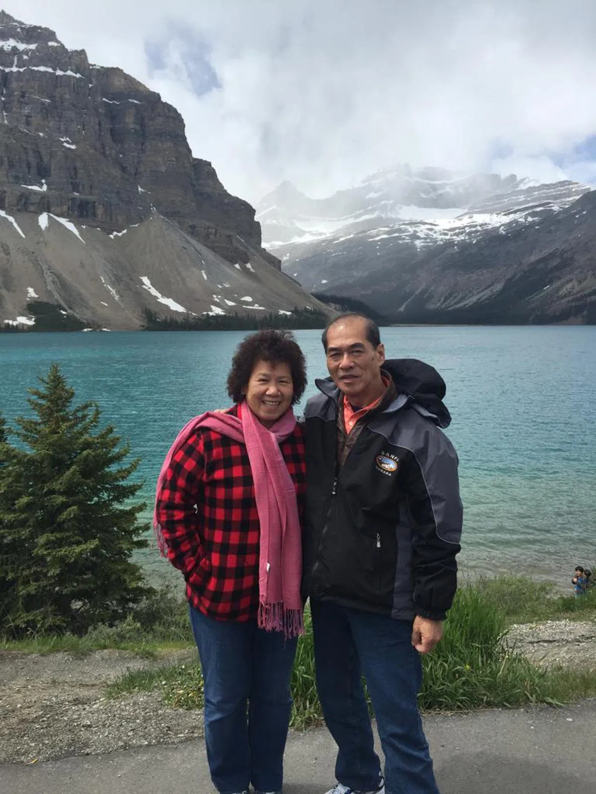  许燕安和妻子曾一起去加拿大、中国大陆、西藏、日本、台湾和泰国旅游。（新捷运面簿） 