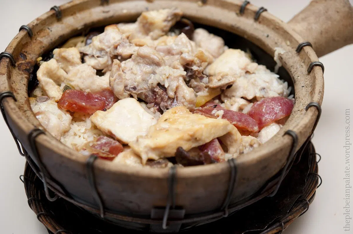  招牌菜：砂煲饭（10元） 