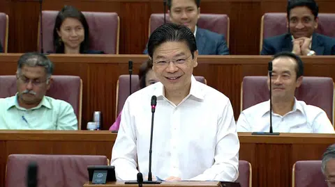 在第15届国会针对政府施政方针展开辩论的第三天（9月24日），总理兼财政部长黄循财在发言时，掌声频频响起。