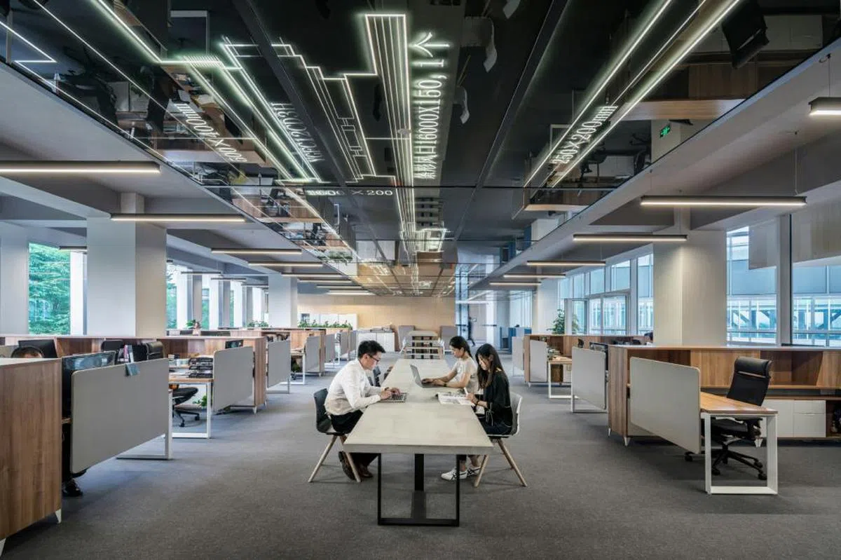 一项调查显示，如果被雇主要求更常回到办公室办公，有49%本地员工会选择辞职。（UNSPLASH）