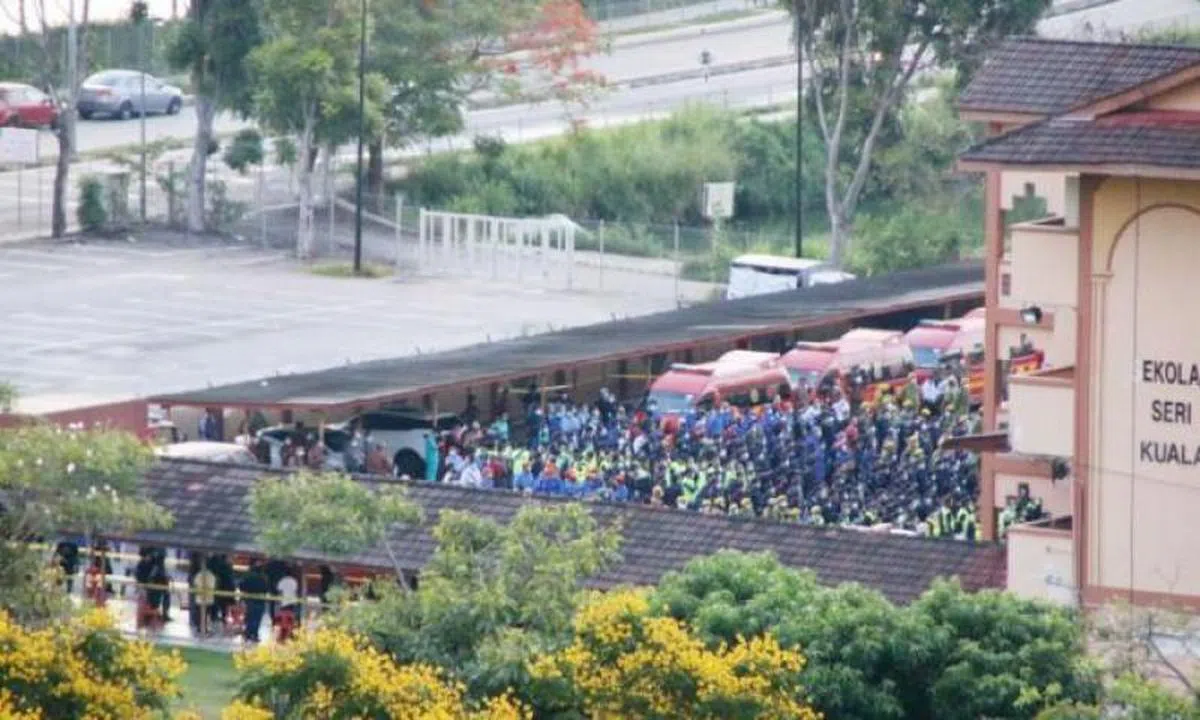 马国当局对加强行管令区域进行扫荡，抓捕无证客工。（当今大马） 