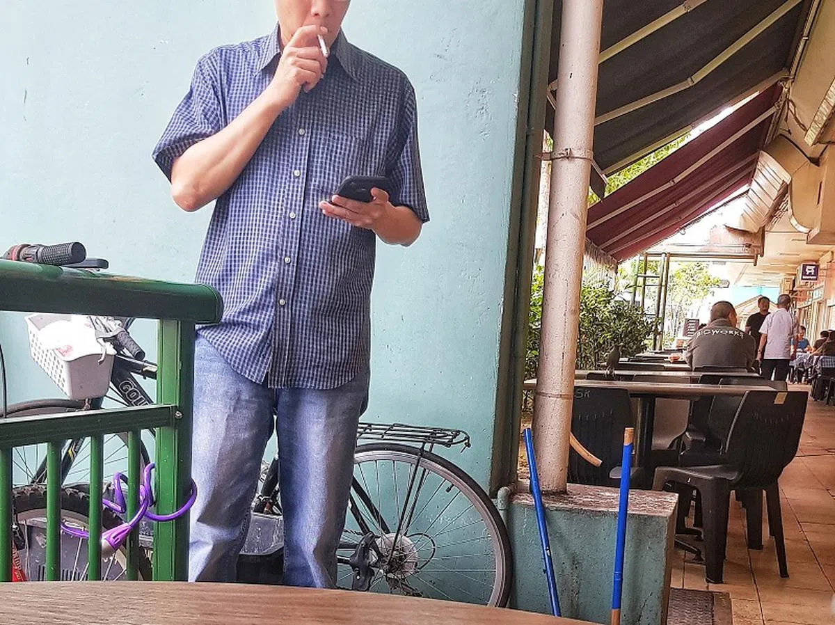 当局并不禁止临时吸烟区的设置，只要这些吸烟区不是在吸烟条规下的禁烟场所。（新明日报）