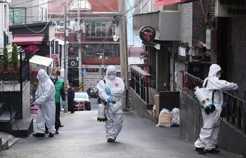 韩国首尔梨泰院夜店暴发感染群，导致该国防疫工作再度大规模启动。（法新社）
