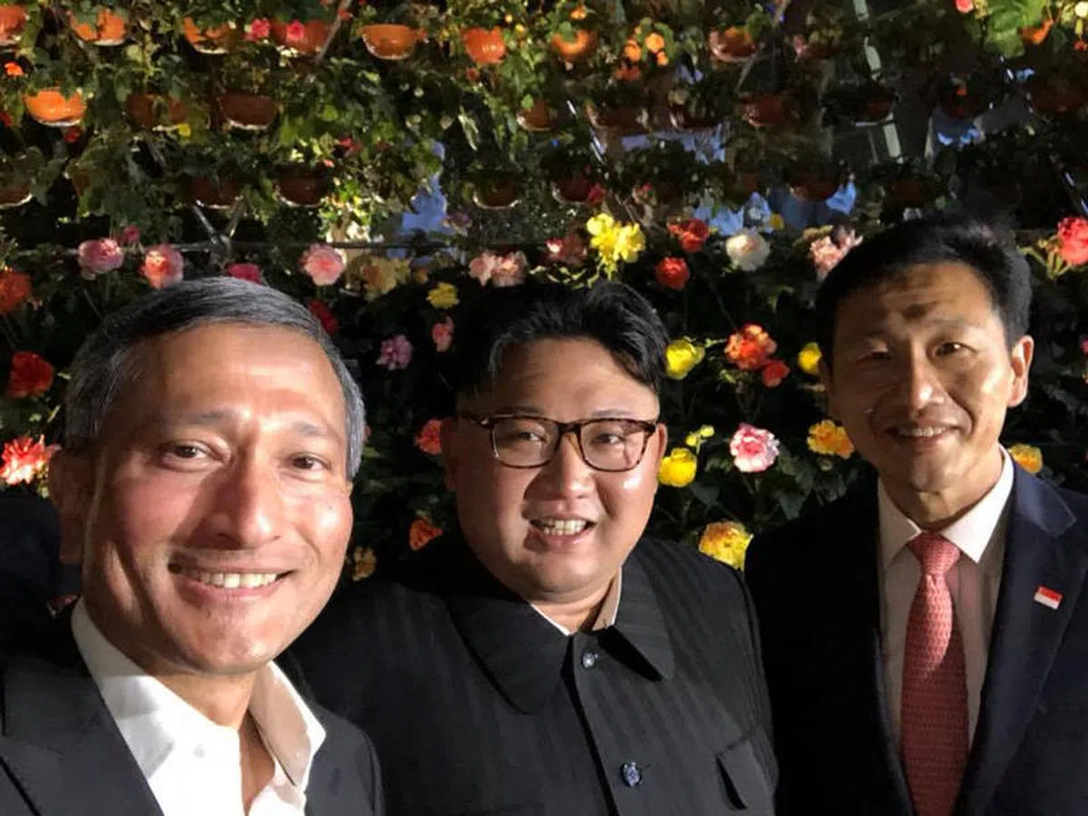  （维文面簿） 