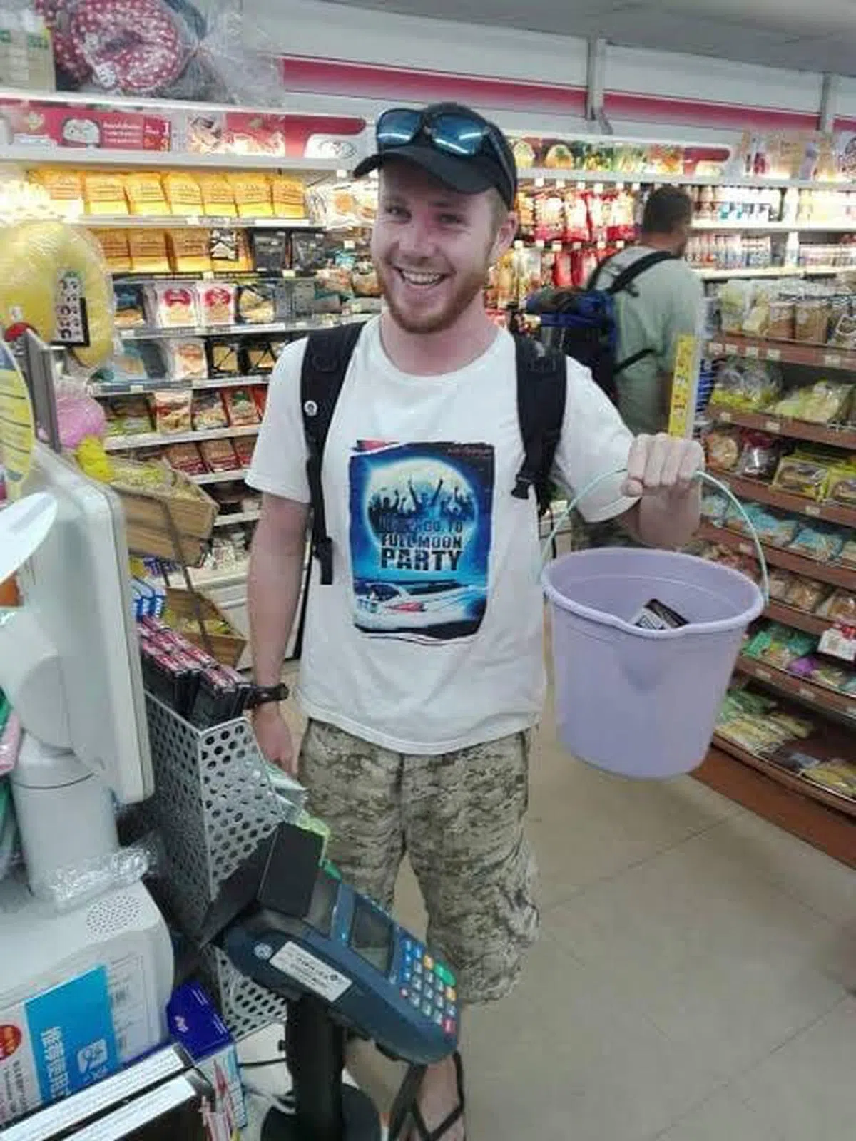  （ตัวคนเดียว เฟี้ยวกว่าเยอะ） 