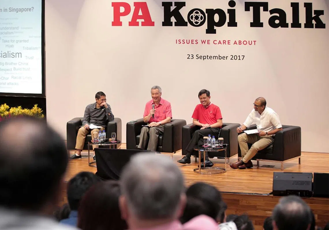 （新加坡通讯及新闻部）