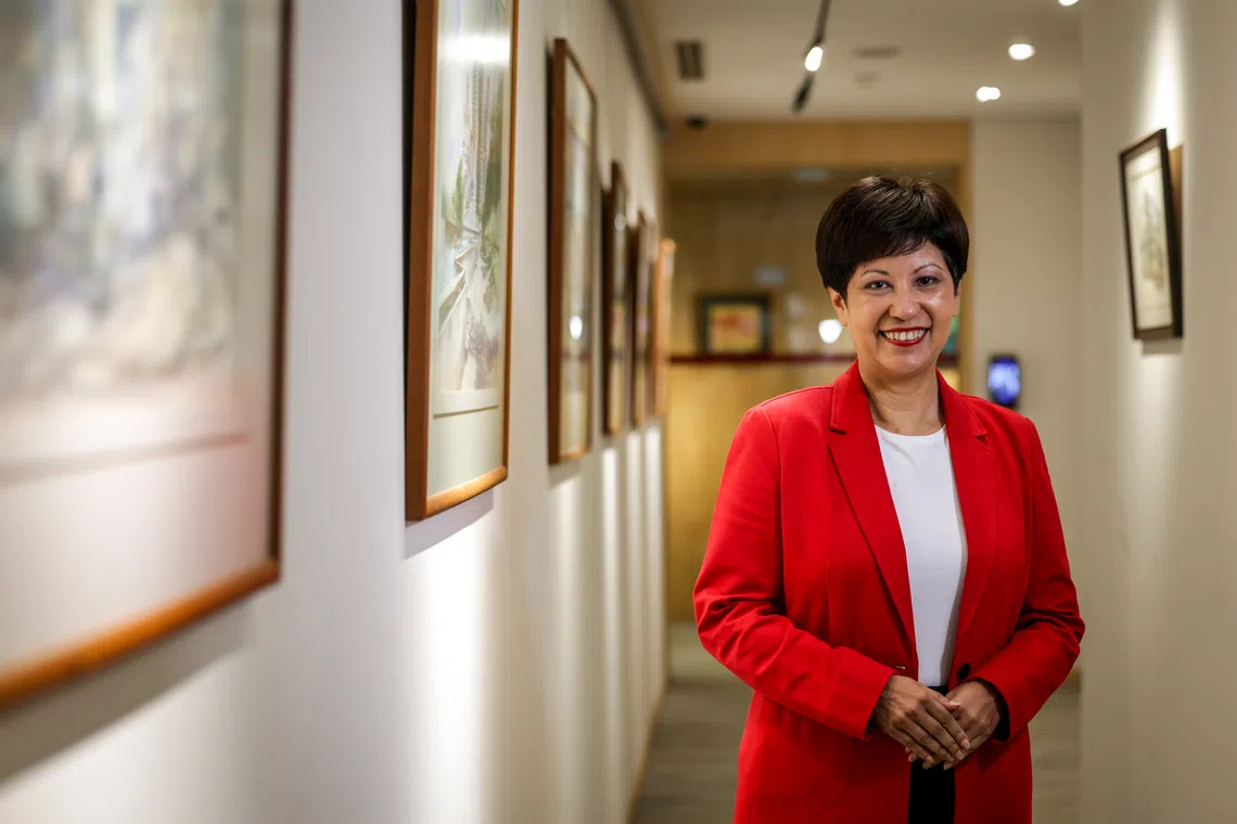 总理公署部长英兰妮也兼任财政部及国家发展部第二部长。（摄于2025年8月13日）