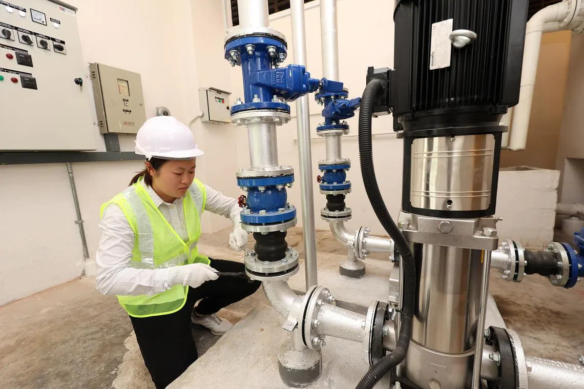 新加坡有意扭转本地过去长时间过度侧重脑力工作的趋势。（联合早报）