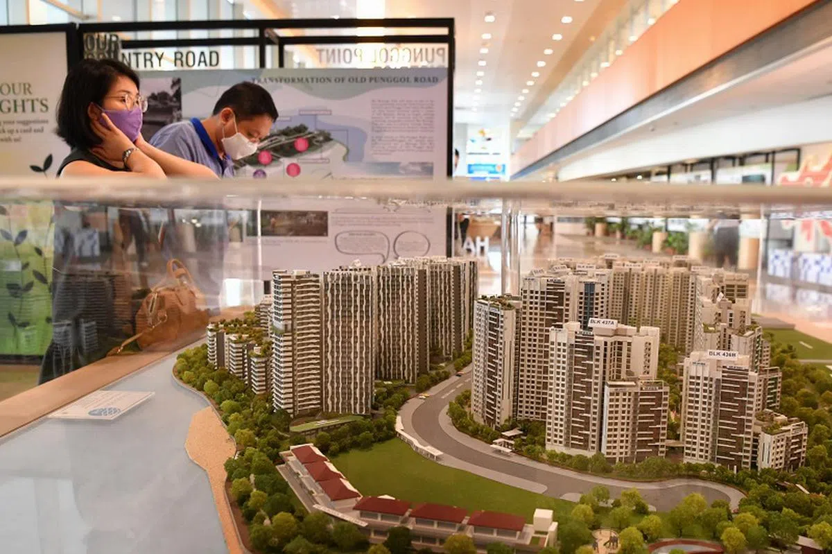 业界人士认为，房地产经纪应每年至少达成三宗交易。（海峡时报）