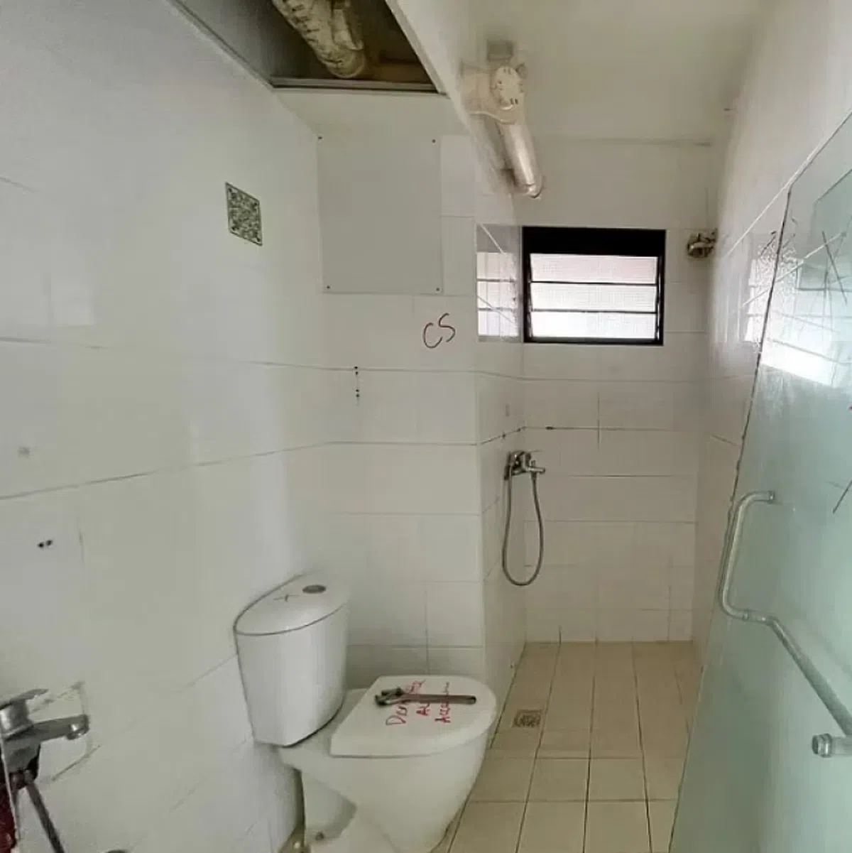 被藏了起来的水管。（Stacked）