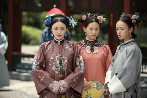 中国媒体《北京日报》1月25日在官方微博发文，大力抨击时下火红的宫斗剧，并列举5大负面影响。（互联网）
