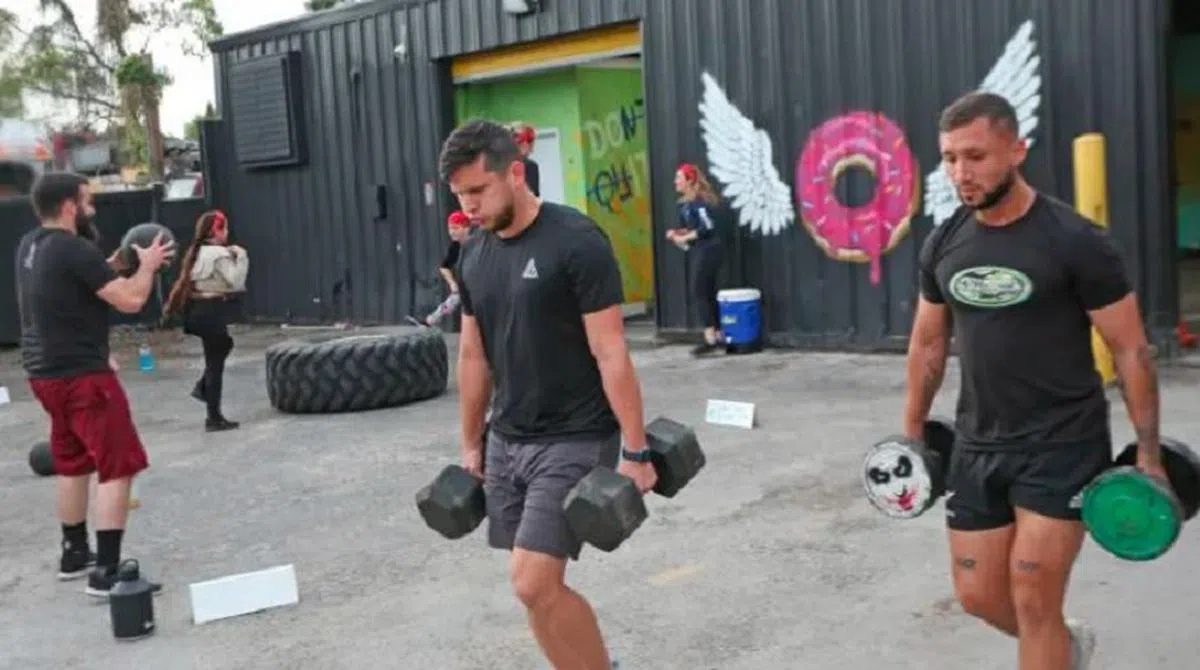 员工每周两次提早到公司免费上运动课，公司会为他们提供补贴。（Nutrition Solutions）