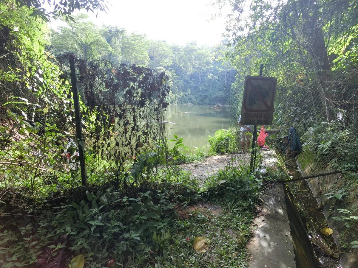  跟着长长的沟渠走就能抵达目的地。（互联网） 