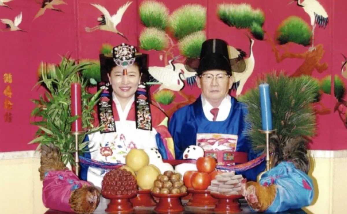  结婚照。（互联网） 