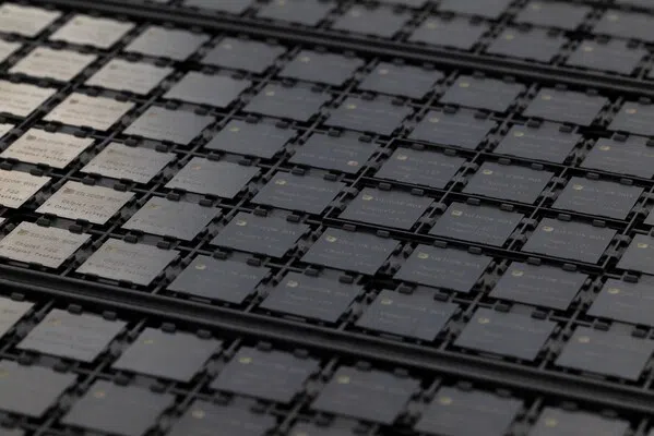 MONEY FM 89.3 Silicon Box Ships 100M Units, Proves Advanced Panel-Level ...