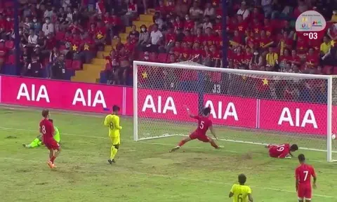 When Malaysia scored the seventh goal against Singapore.