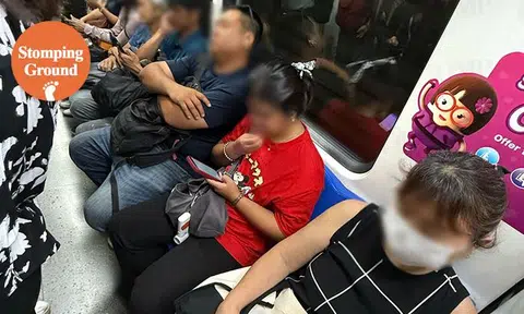 A ride on the MRT left one man angry and disappointed at the world. 