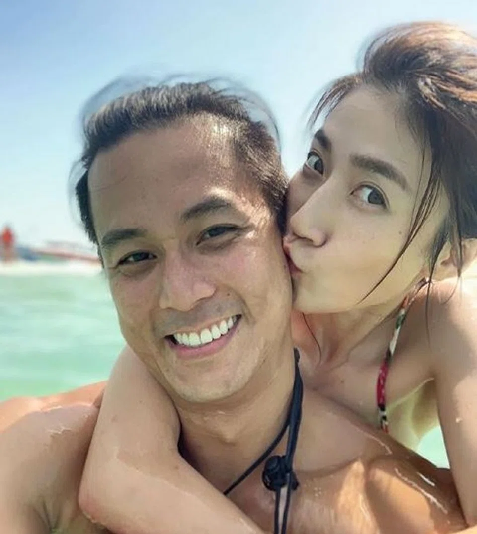 Ting Jiafenning yalangoch fotosuratlari Ting Jiafenning yalangoch fotosuratlari