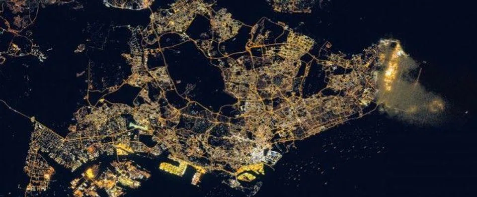 Singapore ranks as the country with biggest light pollution in the world