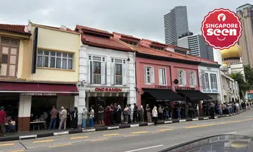 Long queue spotted outside Warong Nasi Pariaman days before closure